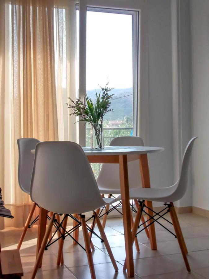 Helianthos Villa - Apartment No4 PalaiónTsiflíkion المظهر الخارجي الصورة